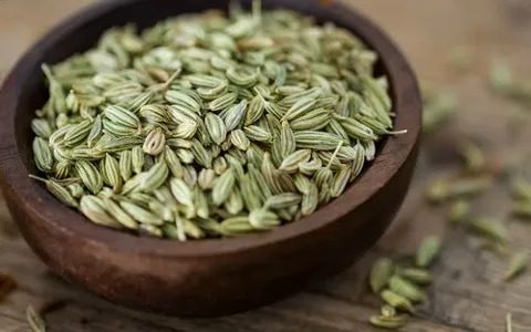 زیره سبز عمده با دانه های خوش رنگ و عطری پایدار